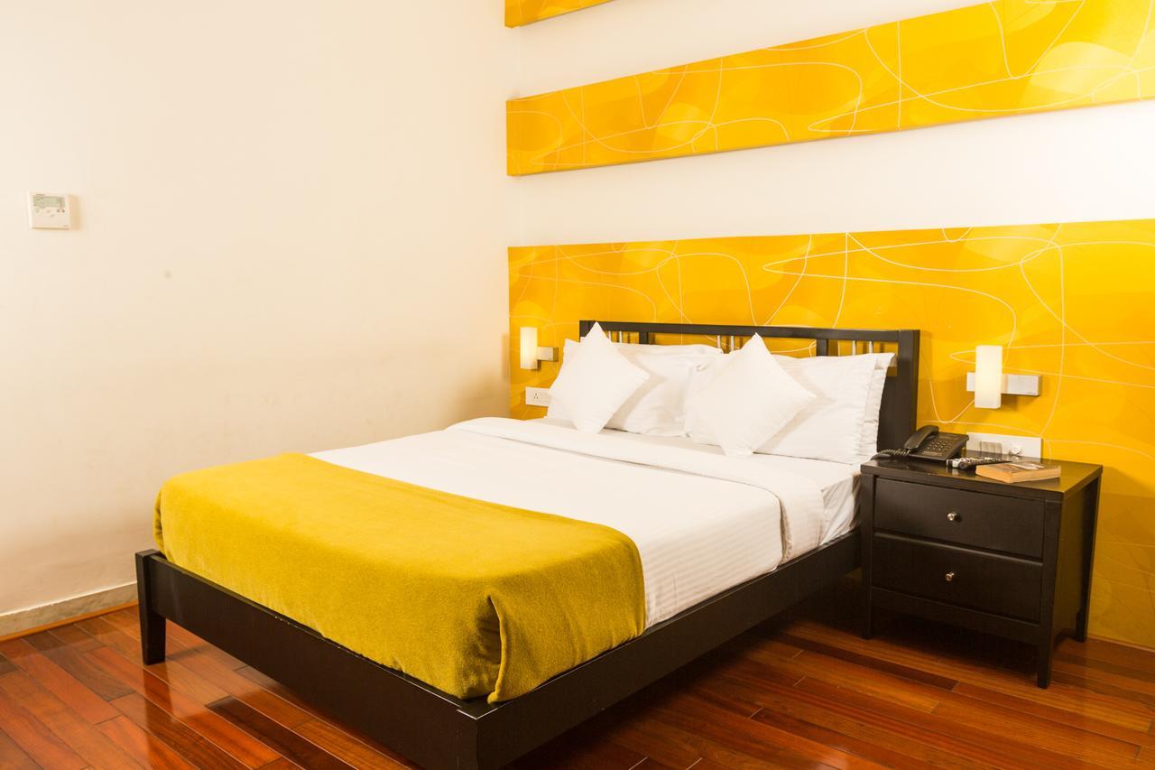 Siesta Star T. Nagar Hotel Ченай Екстериор снимка
